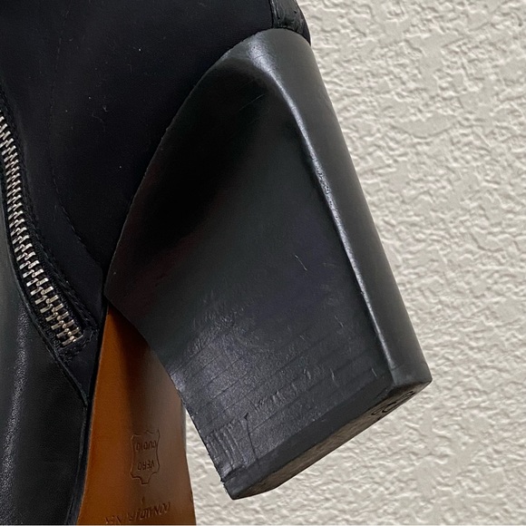 DONALD J PLINER “Volt2” Black Snakeskin Leather Ankle Boots Chunky Heels Size 9 - Picture 12 of 15